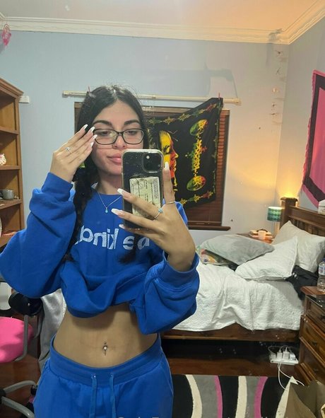 madiprivate actrice parfaite photos