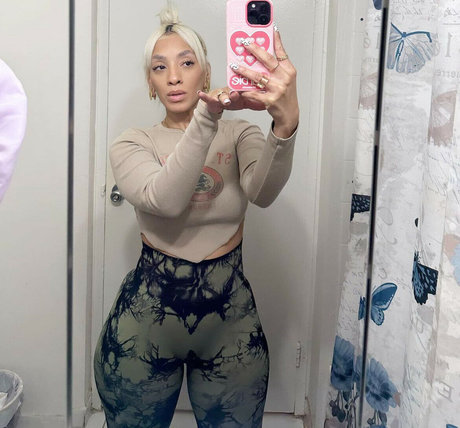 Villawase star du porno galeries