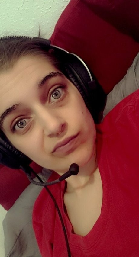 natashagirlpaid actrice photo