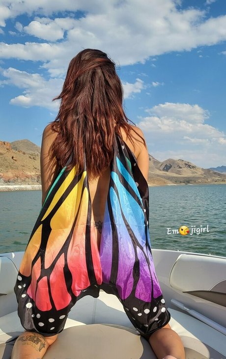 emojigirl1984 modèle érotique archive