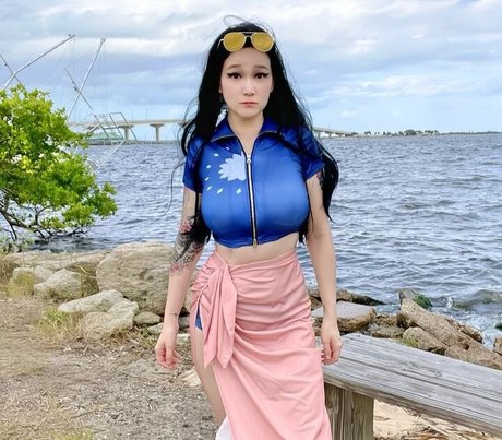 yuricosplayer modèle parfait photo