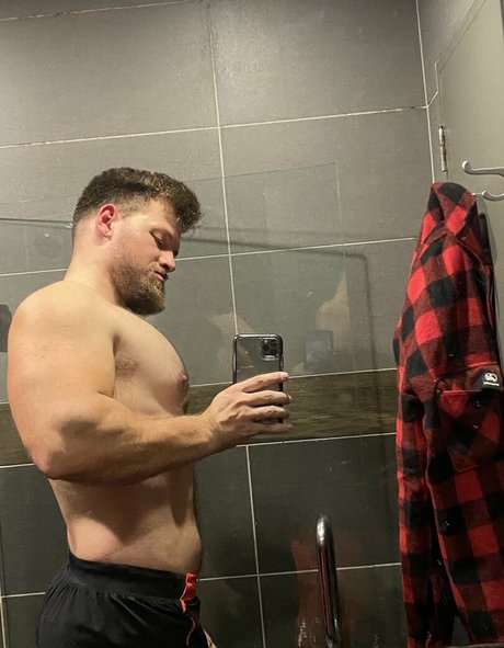 maxsmall actrice exclusive photos