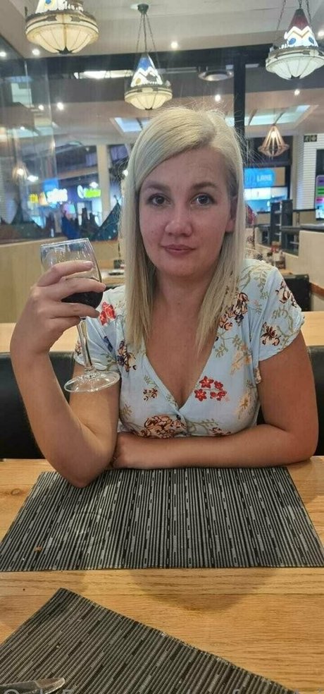 fellation transexuelle onlyfans gratuit exclusif archive