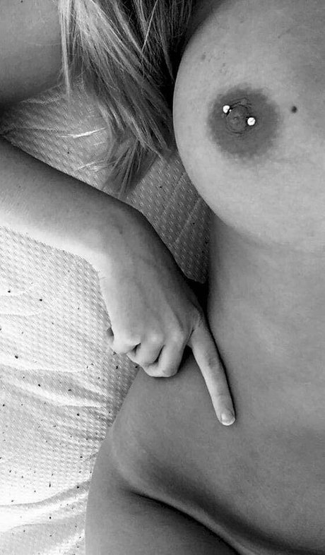 Elin Junkergard top star galeries