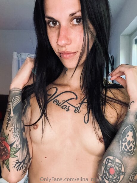 princesse en bikini onlyfans joli art collection