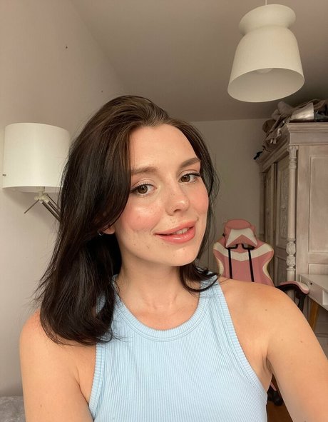 épouse maigre onlyfans hd jolie img