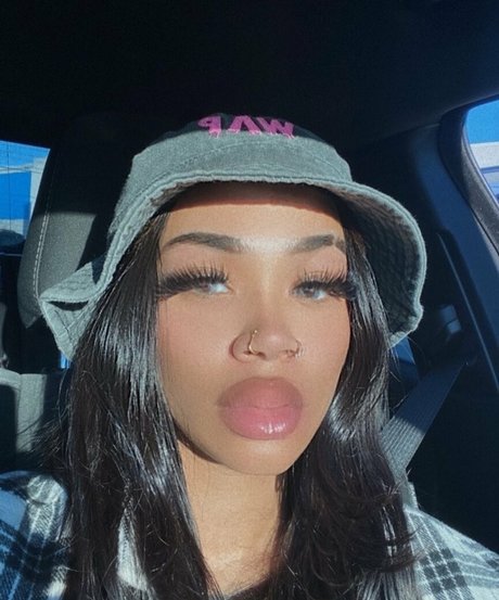 Cynthia Rose haut étoile images