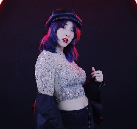 Melody Cristea sexe star des photos