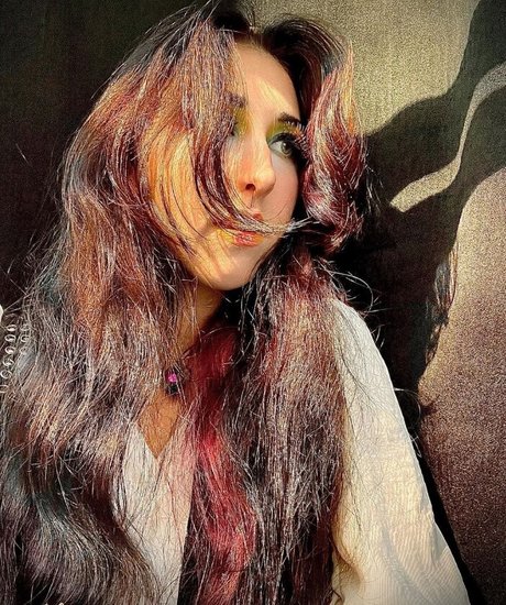 Melody Cristea étoile nue images