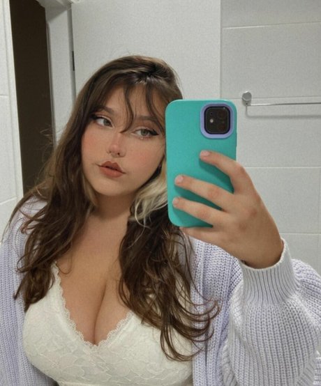 RED Mariana star du porno exclusive image