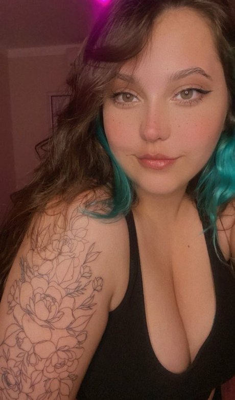 RED Mariana actrice porno archive