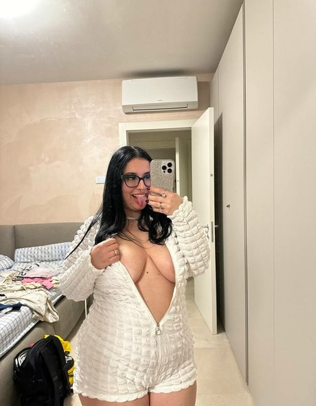 Lilxsofy modèle magnifique archive