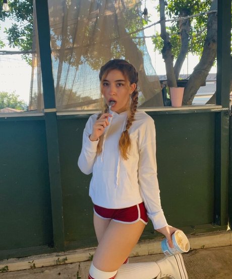 Sylvia Mari Claire art étoile photo