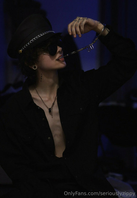 seriouslyzippy star du porno nue image