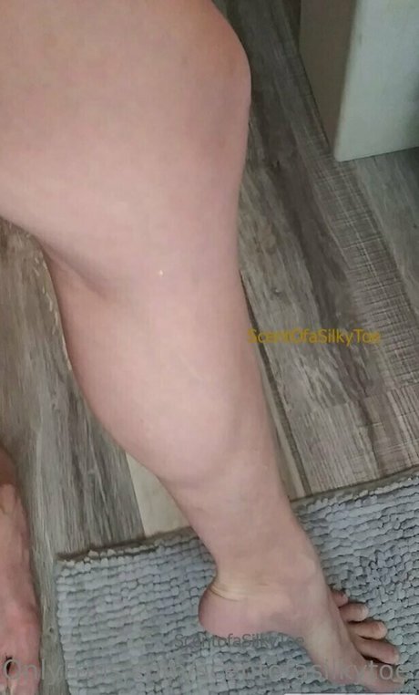 scentofasilkytoe star exclusive galeries