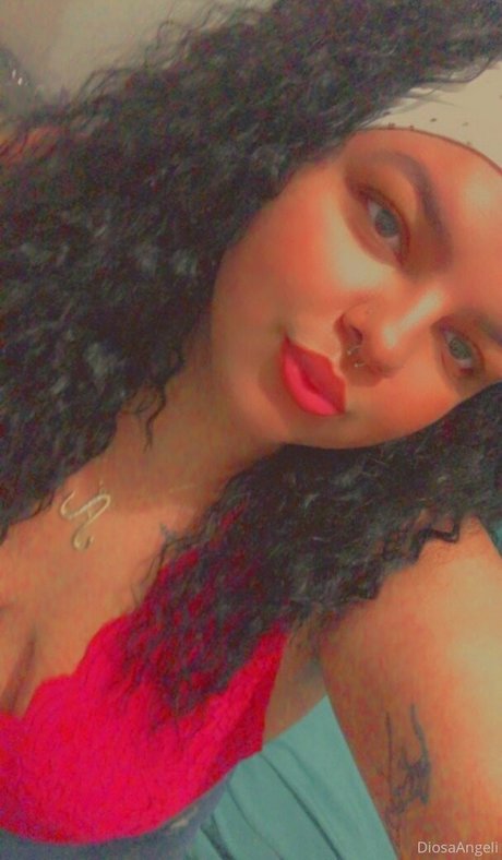 fall4angelic étoile gratuite des photos