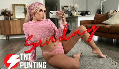 carlyelectriclive modèle de sexe photo