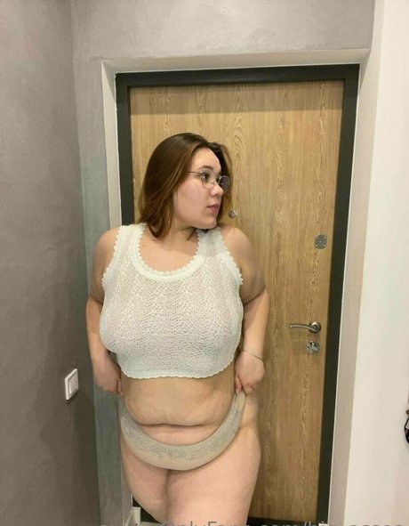 curvy virgin star érotique photos