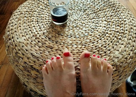 sweet noemi elena actrice pornographique photos