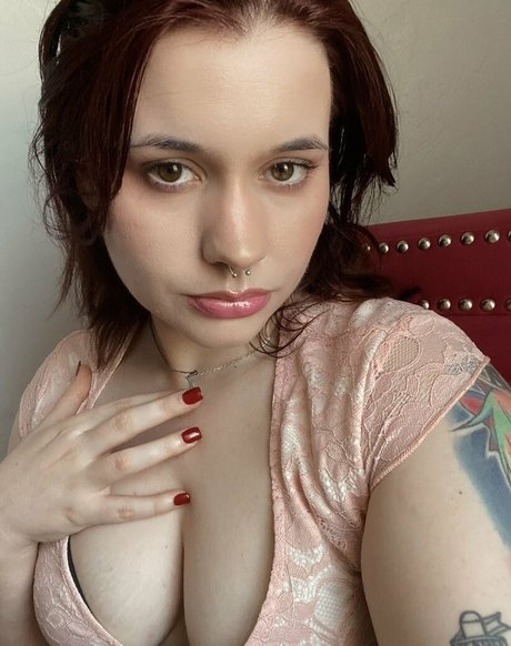 reine de pique onlyfans sexy xxx photo