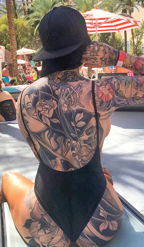 Marisa Laren modèle porno images