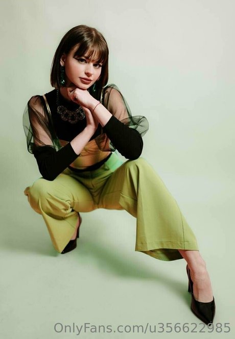 ashley bamby modèle parfait des photos