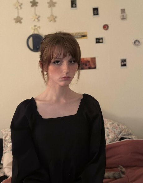 Daychain actrice érotique archive