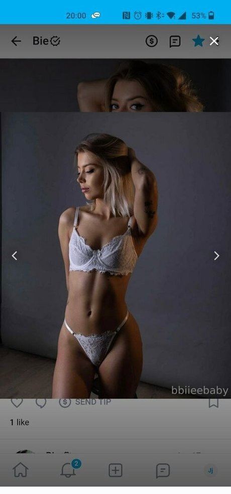 bbiieebaby modèle hd photo