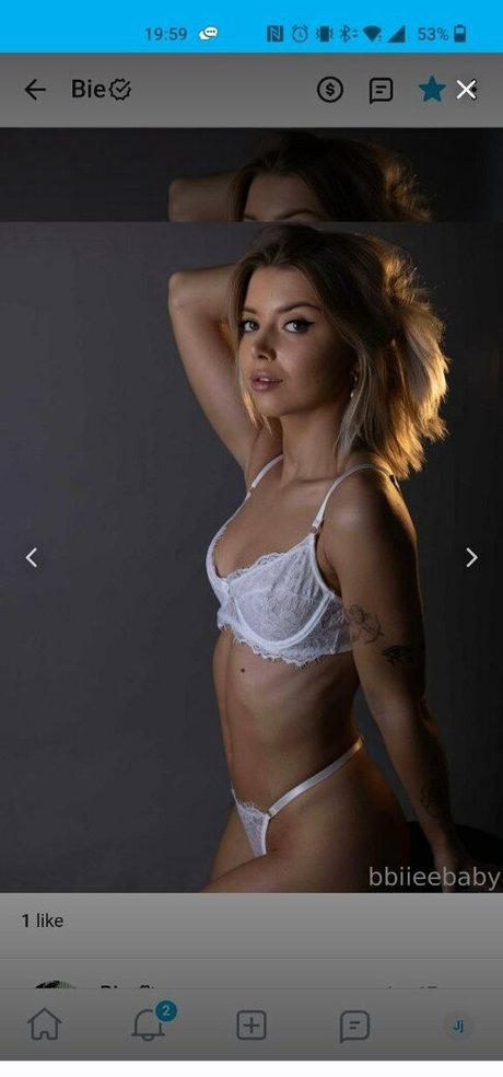 bbiieebaby étoile chaude galerie