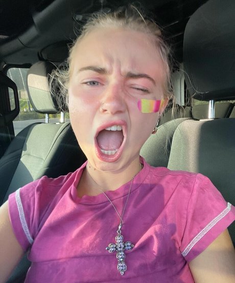 Claire Rosinkranz modèle de haute qualité des photos