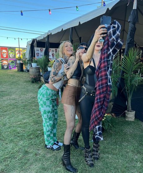 Lilith Czar modèle artistique image