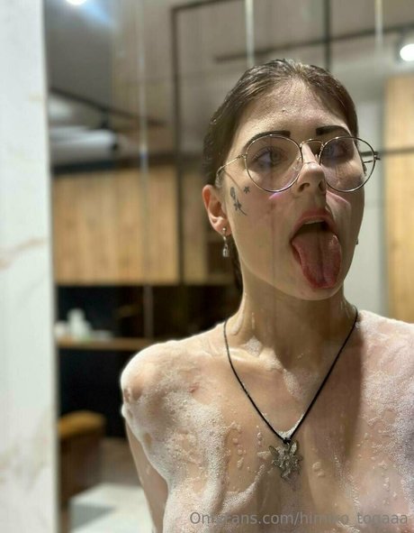 fétichisme des pieds asiatiques onlyfans assez érotique photos