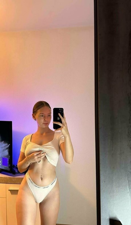 lucy fans vip star du porno chaud photo