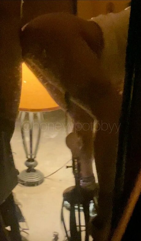 lovebug444x star exclusive images