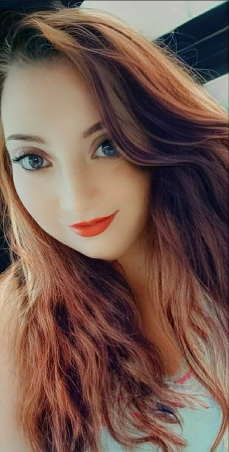 sarahyournaughtygirl69 nus star du porno photo