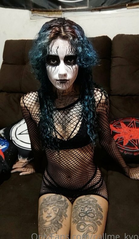 callme kyo étoile nue images