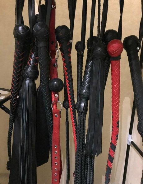 molly dominatrix actrice de sexe photos