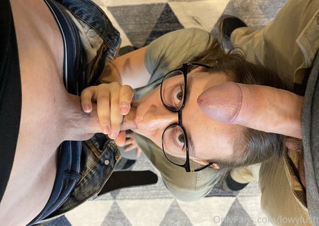 lowylush actrice artistique photos