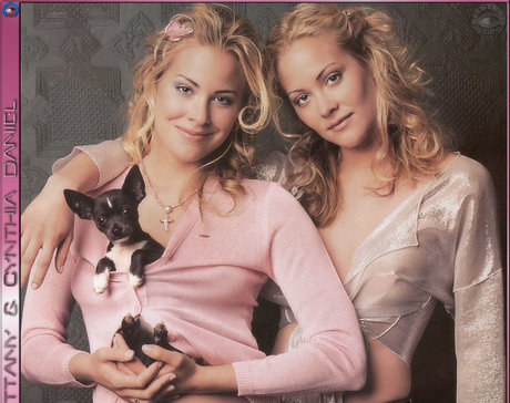 Brittany Daniel sexe star image