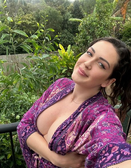 liquidlace modèle sexy archive