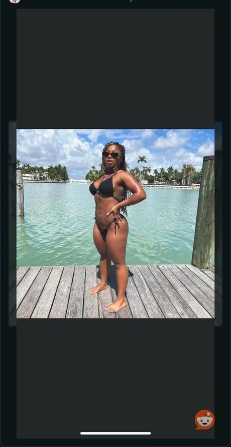 ItsReginaeCarter étoile xxx photos