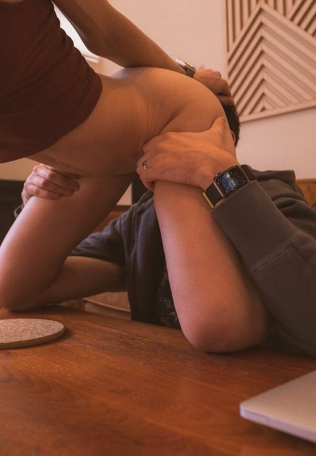 lagniappelillyy modèle sexy des photos