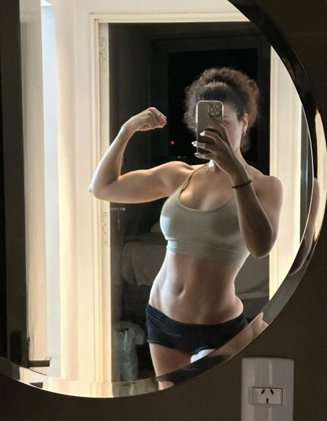 éjaculation transexuelle onlyfans meilleur nu galerie