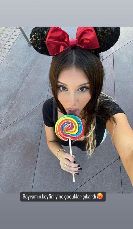 Pollybabbyy star du porno gratuit collection