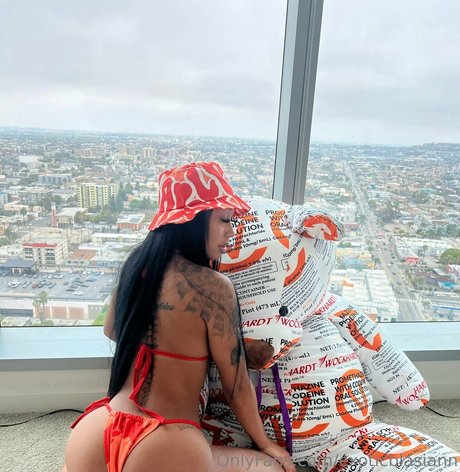 exoticblasiann star du porno xxx des photos