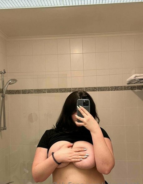 elizza beth actrice de grande qualité des photos