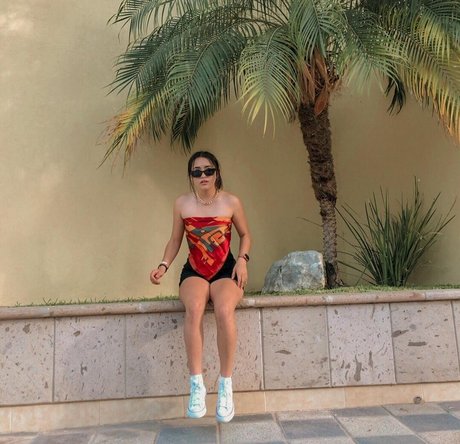 Ashly Martinez étoile sympa galerie