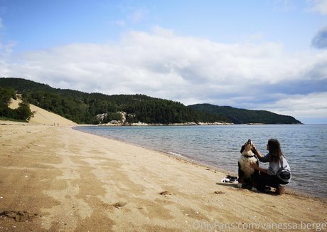 Vanessa Berge nus de stars du porno archive