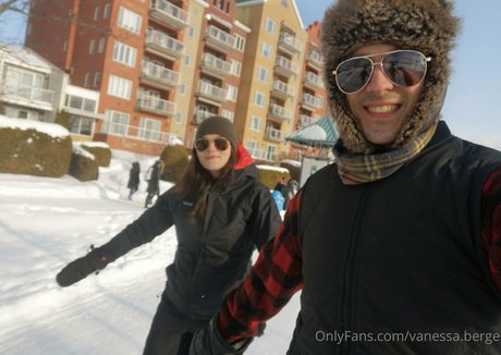 seins gaies onlyfans beaux nus images