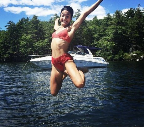 Alyssa Limperis meilleur modèle images